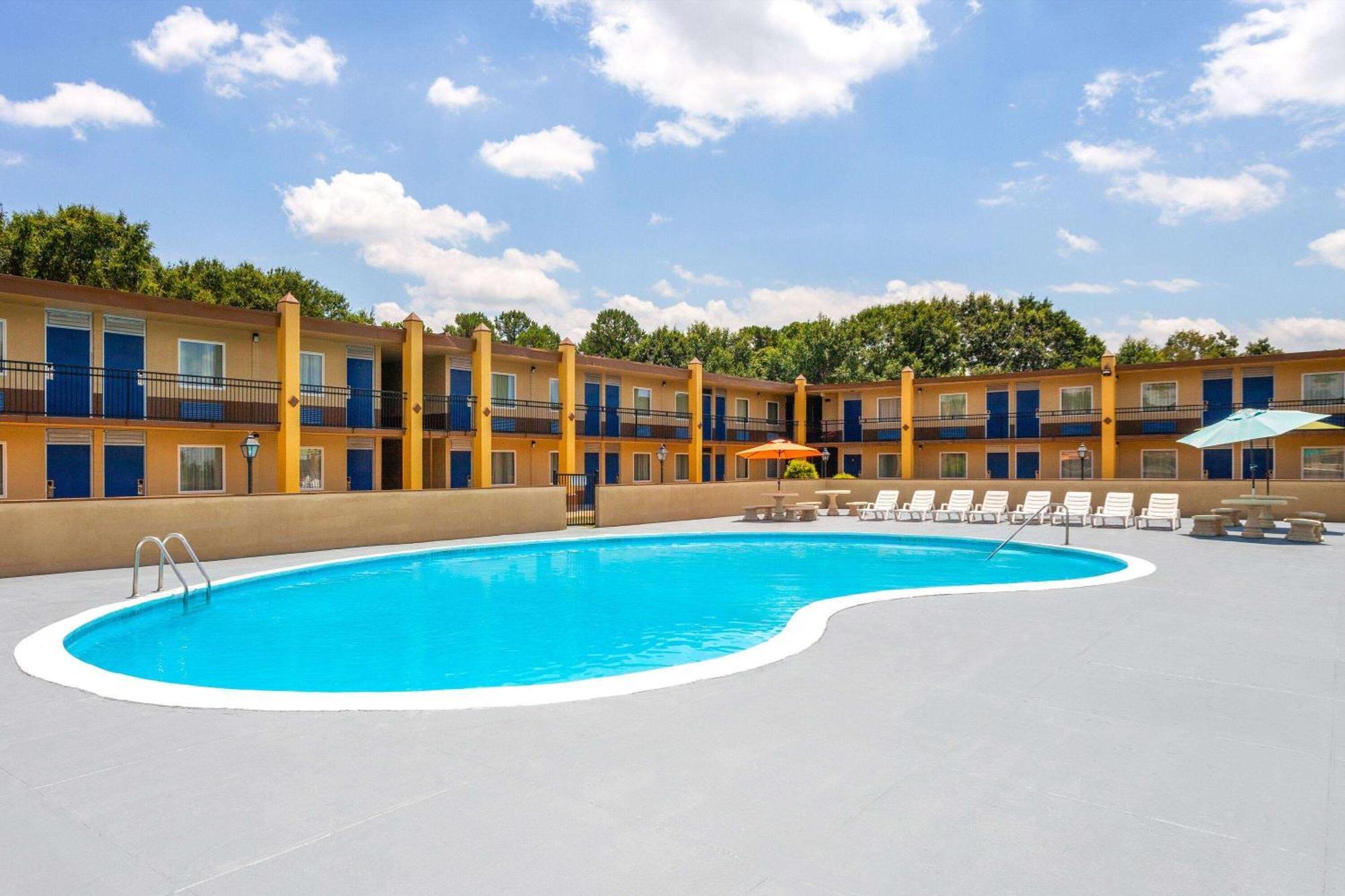 Days Inn By Wyndham Shelby Zewnętrze zdjęcie
