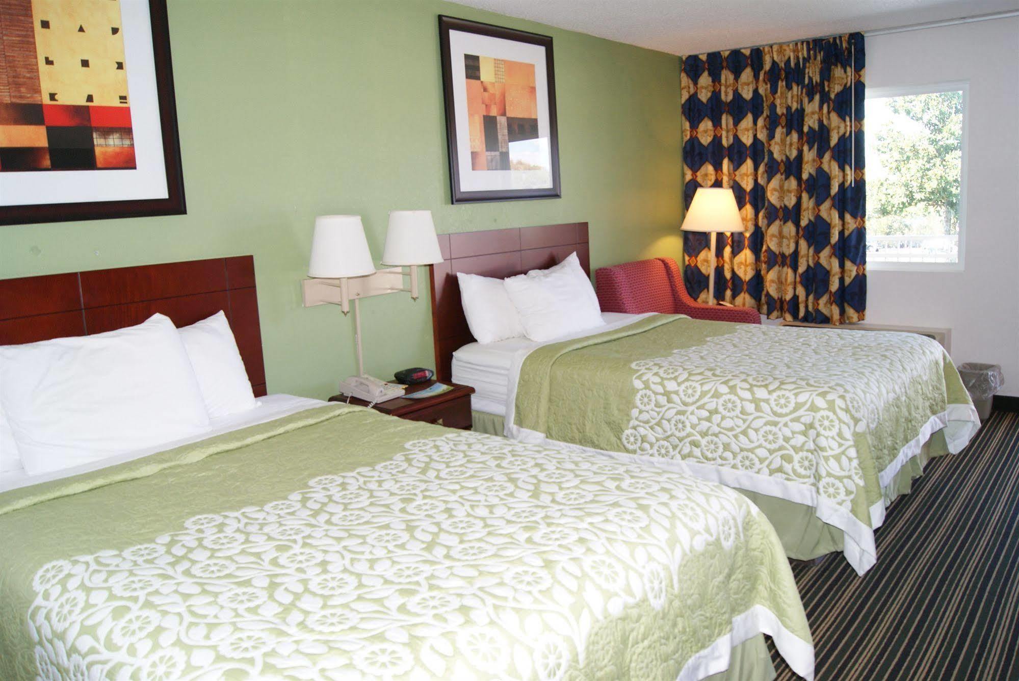 Days Inn By Wyndham Shelby Zewnętrze zdjęcie
